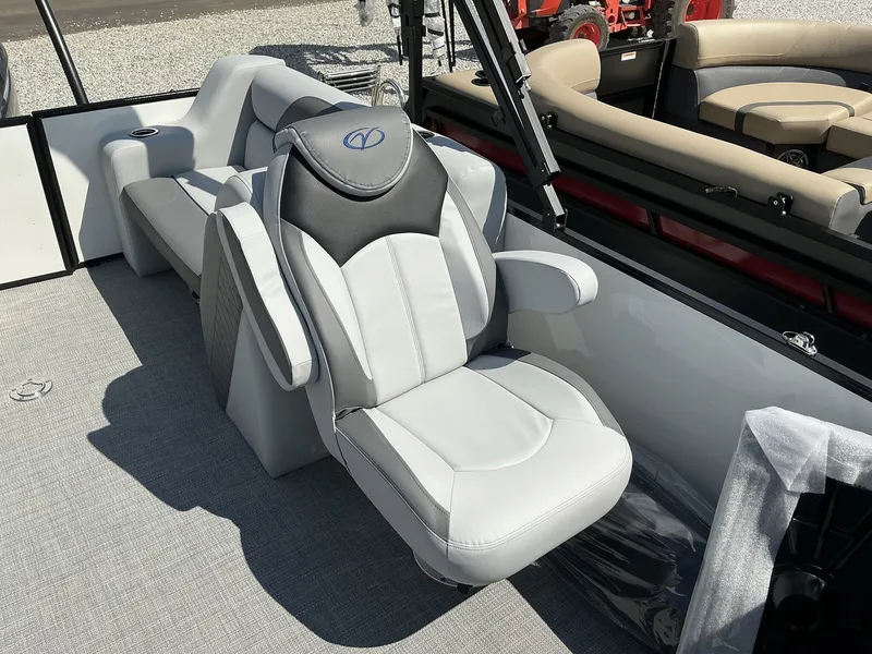 Slide: The Image of Veranda Vista View Series VISTA SPORT 22RC 2025 - 3