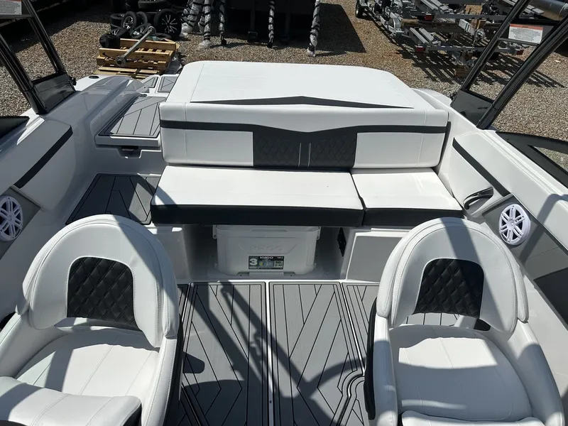 Slide: The Image of Monterey M-22 2025 - 14