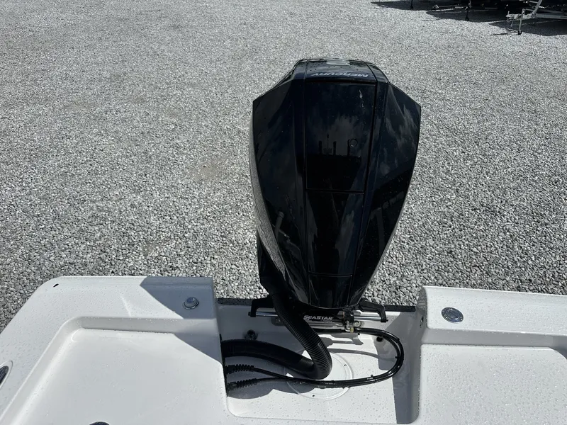 Slide: The Image of Twin Vee 22 BayCat 2026 - 17