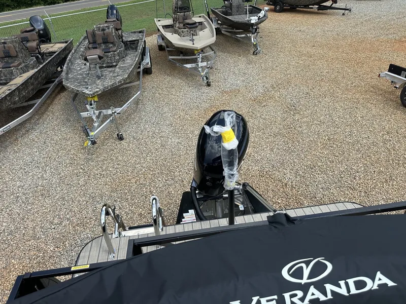 Slide: The Image of Veranda Relax Series VR22VLC 2026 - 16