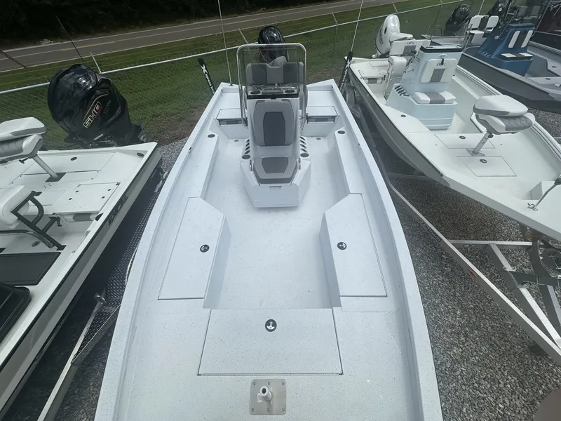 Slide: The Image of Xpress H22B Bay 2026 - 6