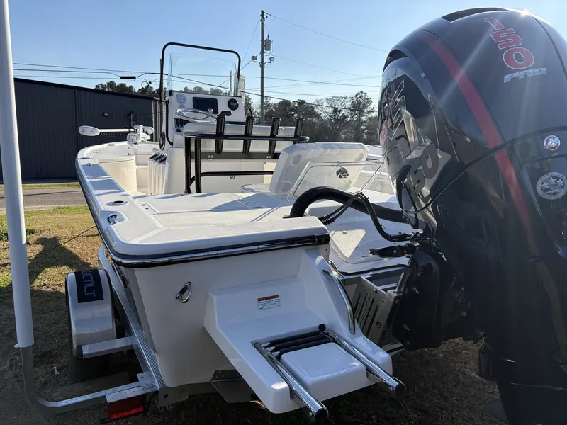 Slide: The Image of Sea Born FX FX21 2024 - 11