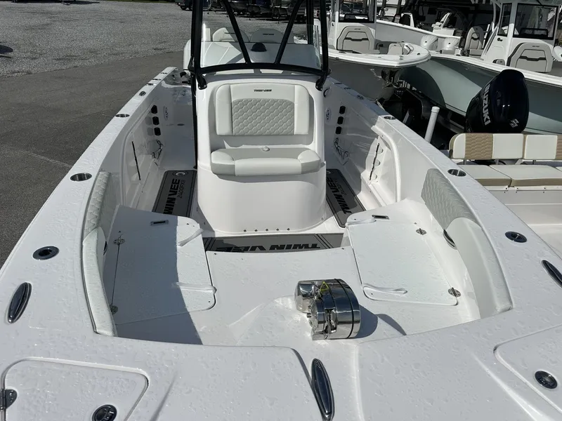 Slide: The Image of Twin Vee GFX 24GFX 2026 - 4