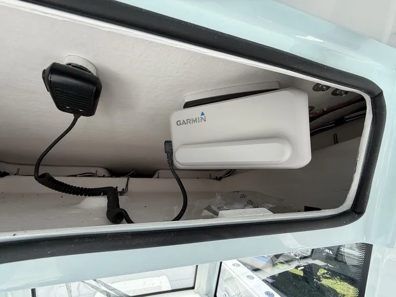 Slide: The Image of Twin Vee GFX2 280 GFX2 2026 - 12