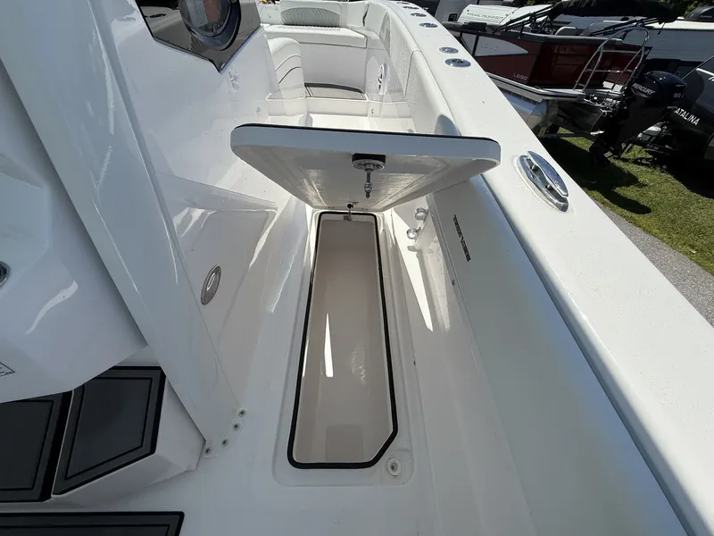 Slide: The Image of Twin Vee GFX2 280 GFX2 2026 - 14