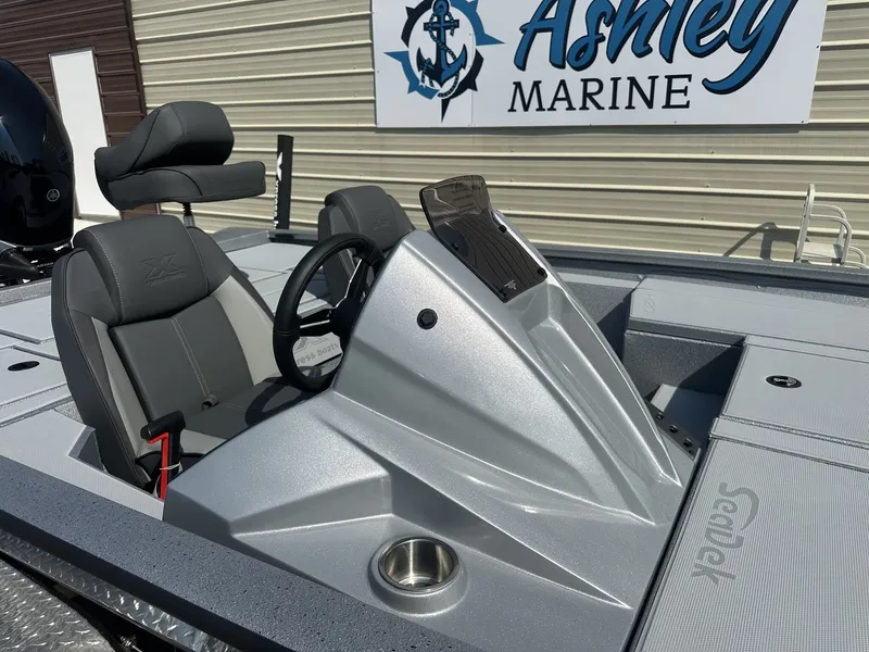 Slide: The Image of Xpress Hyper-Lift Bass Series H20 2026 - 3