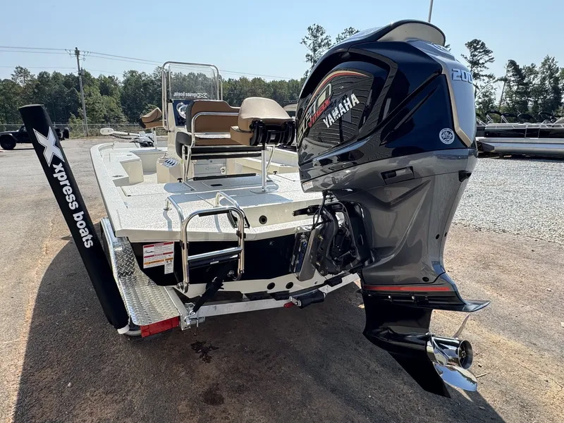 Slide: The Image of Xpress H22B Bay 2026 - 9