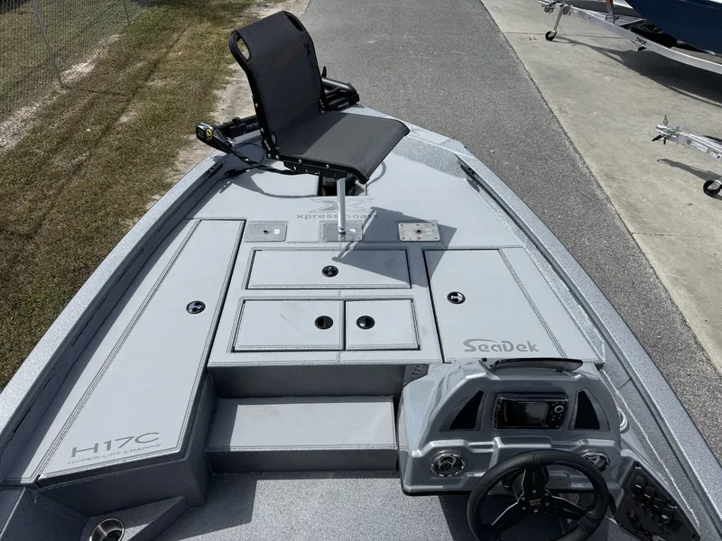 Slide: The Image of Xpress Hyper-Lift Crappie Series 2026 - 4