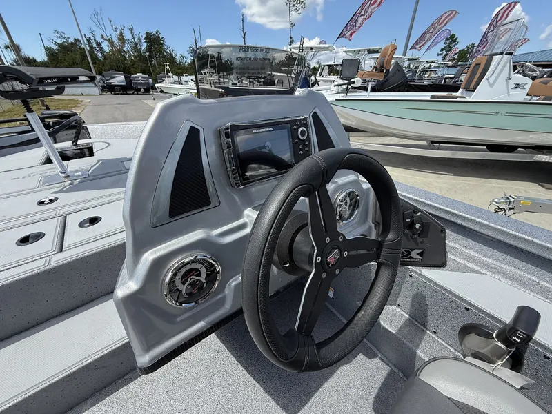 Slide: The Image of Xpress Hyper-Lift Crappie Series 2026 - 5