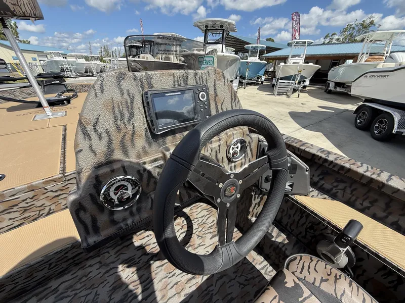 Slide: The Image of Xpress H18 Bass 2026 - 9