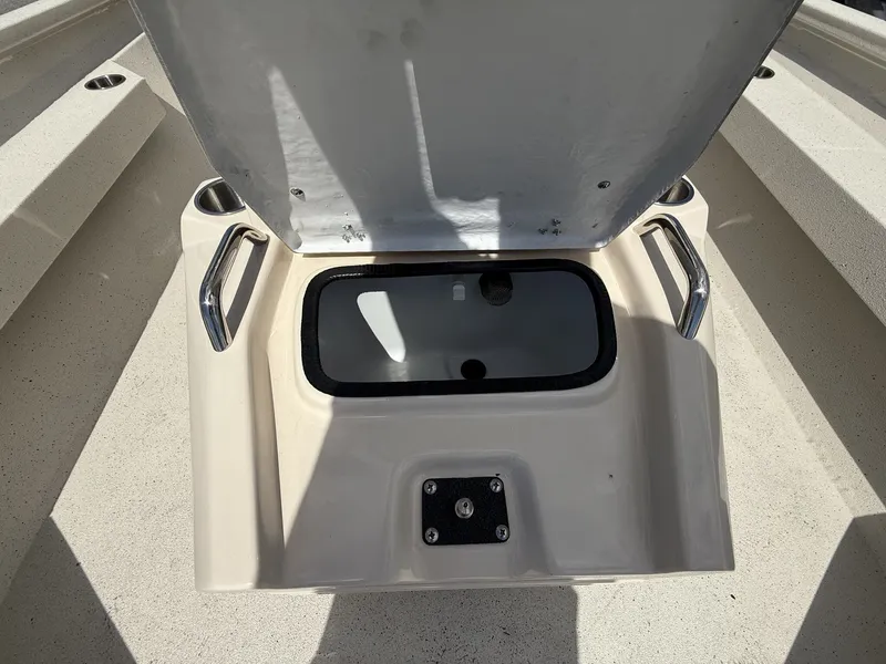 Slide: The Image of Xpress H22B Bay 2026 - 9