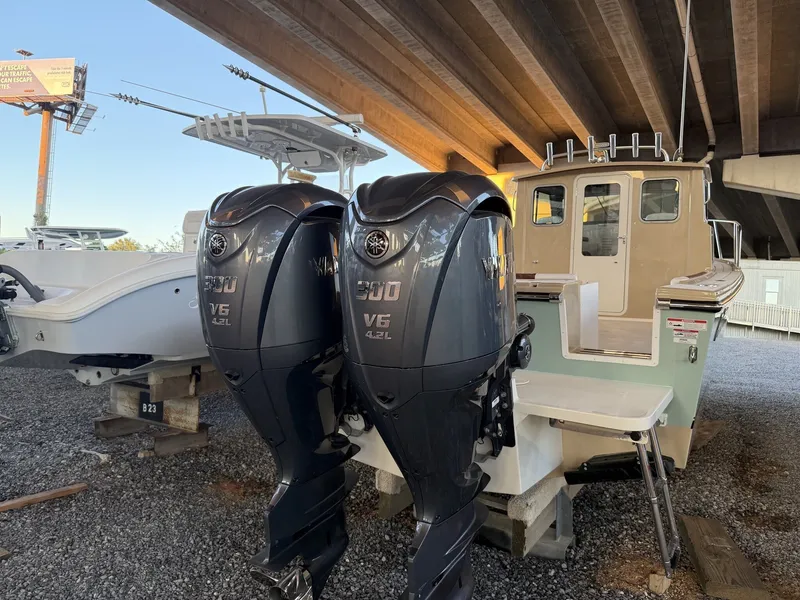 Slide: The Image of Parker Marine 287 Explorer 2026 - 4