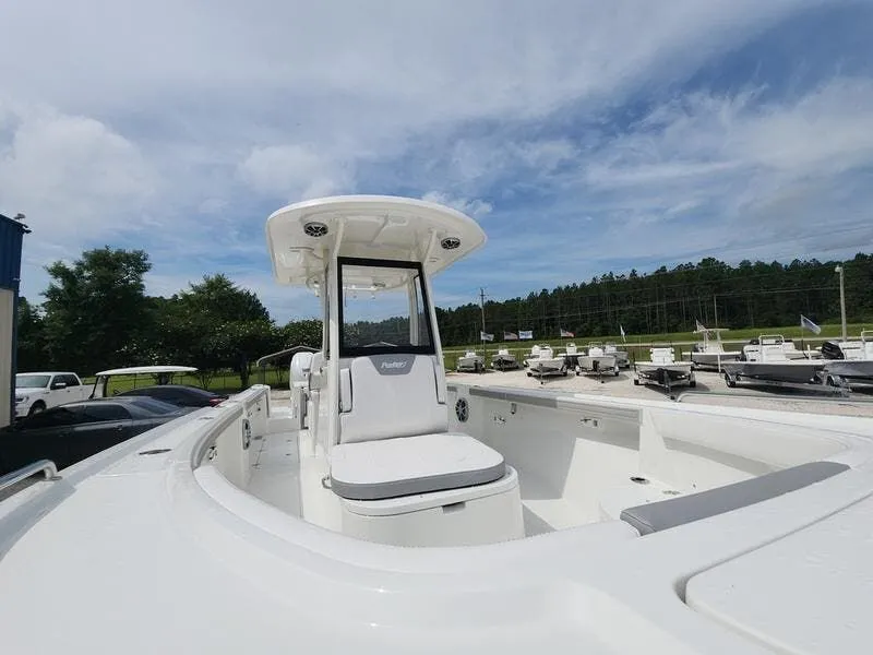 Slide: The Image of Parker 2600 Center Console 2025 - 19