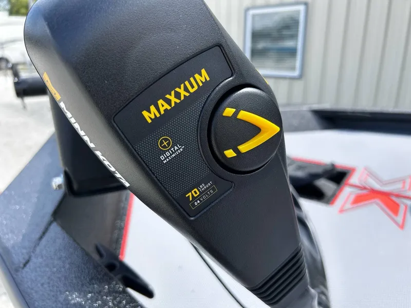 Slide: The Image of Xpress Hyper-Lift Bass Series H20 2025 - 15