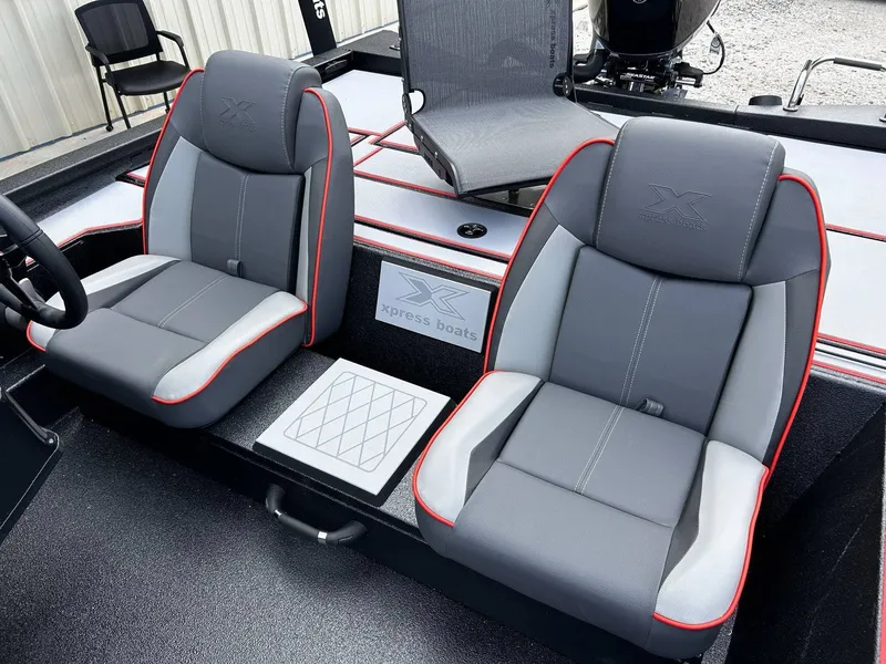 Slide: The Image of Xpress Hyper-Lift Bass Series H20 2025 - 18