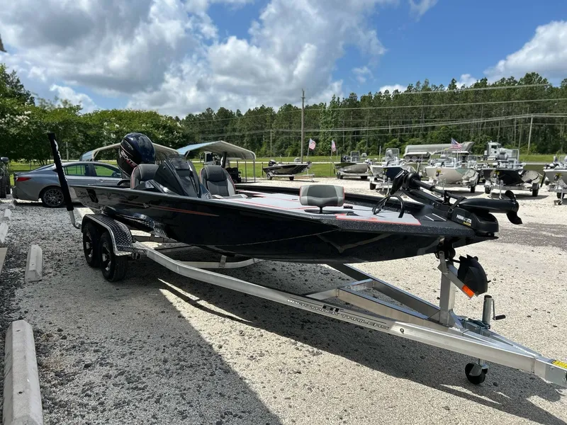 Slide: The Image of Xpress Hyper-Lift Bass Series H20 2025 - 4