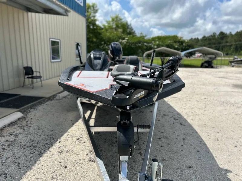 Slide: The Image of Xpress Hyper-Lift Bass Series H20 2025 - 7