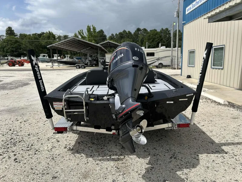 Slide: The Image of Xpress H18 Bass 2026 - 6