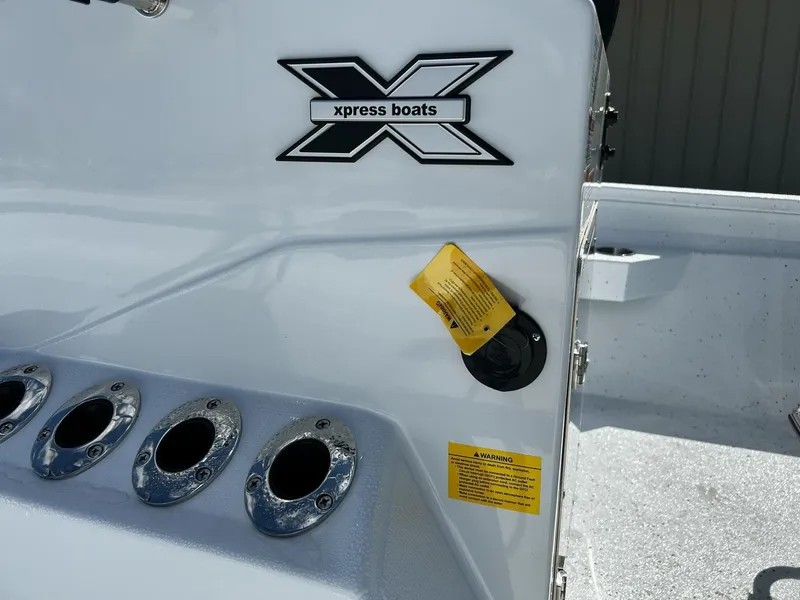 Slide: The Image of Xpress H22B Bay 2025 - 13