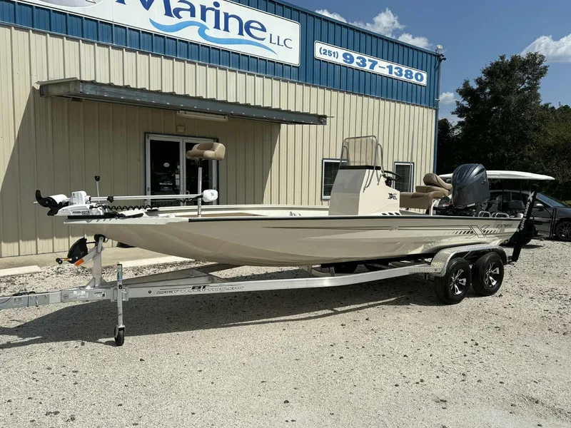 Slide: The Image of Xpress Hyper-Lift Bay Series 210 BAY 2026 - 2