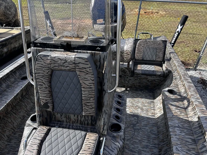 Slide: The Image of Xpress H20B Bay 2026 - 12