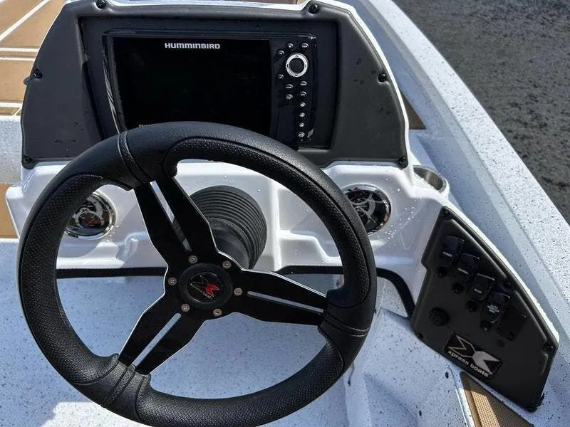 Slide: The Image of Xpress H20C Crappie 2026 - 18