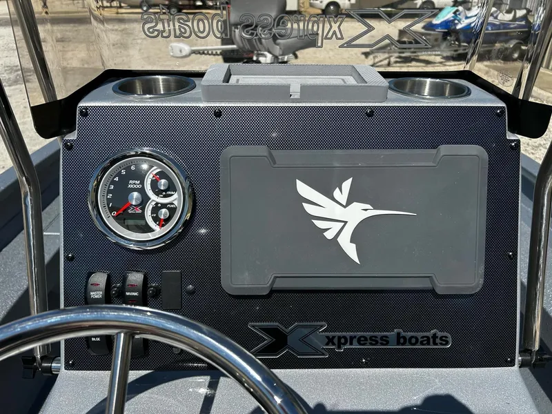 Slide: The Image of Xpress H22B Bay 2025 - 12