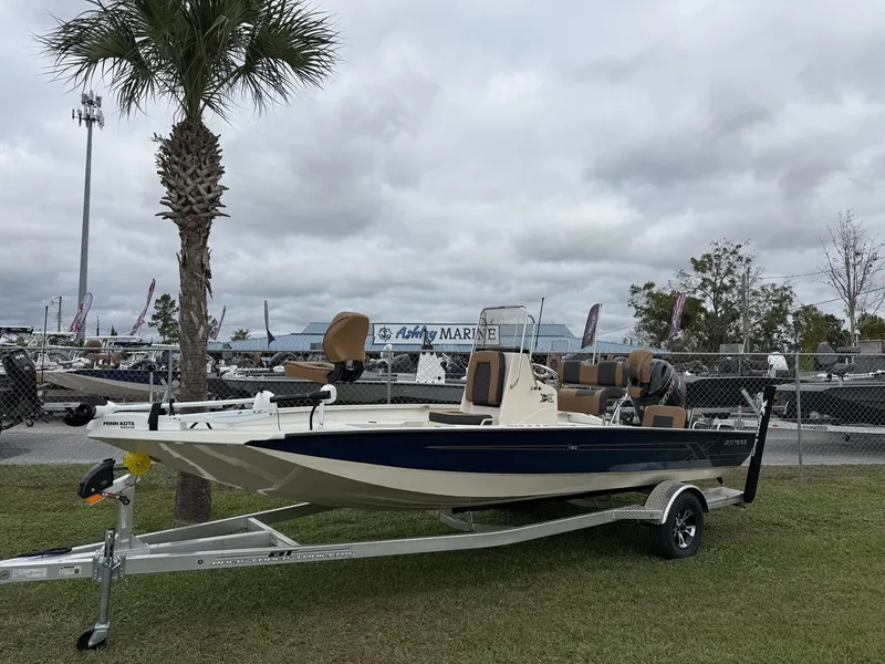 The Image of Xpress H20B Bay 2026 - 1