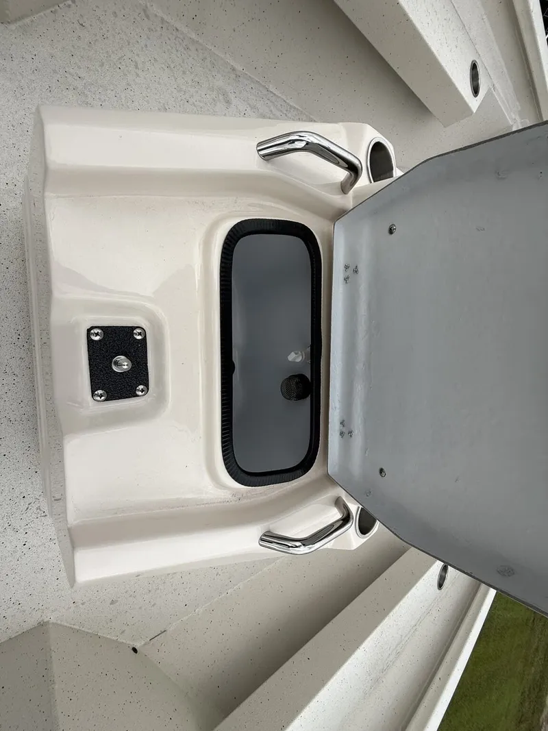 Slide: The Image of Xpress H20B Bay 2026 - 3