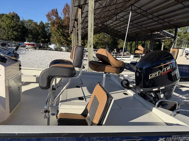 Slide: The Image of Xpress H20B Bay 2026 - 6