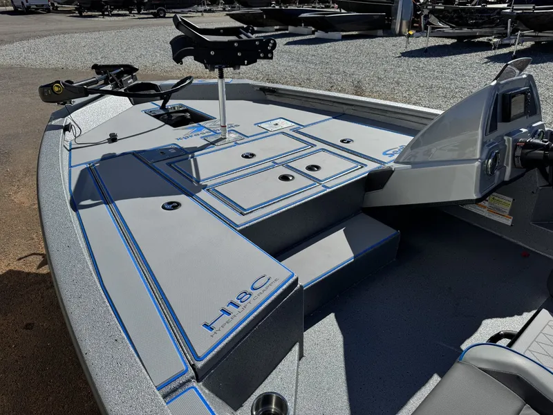 Slide: The Image of Xpress Hyper-Lift Crappie Series H18 2026 - 8