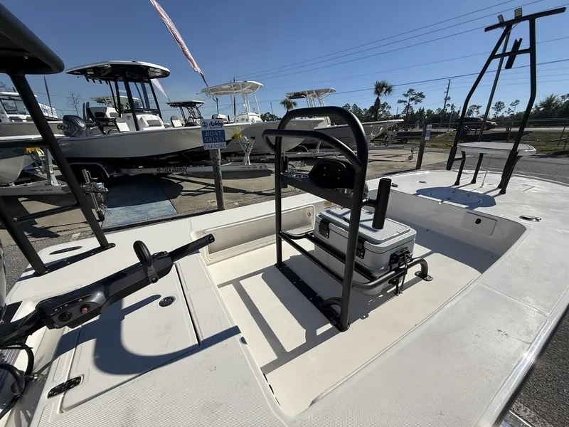 Slide: The Image of Spyder FX16 Wisp 2026 - 13