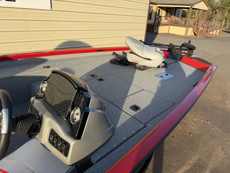 Slide: The Image of G3 Sportsman 1810 PFX 2026 - 10