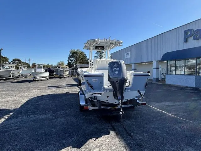 Slide: The Image of Parker 230 Coastal Elite 2026 - 4