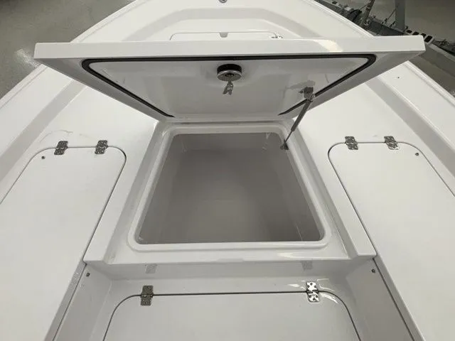 Slide: The Image of Sportsman Masters 227 Bay Boat 2026 - 13