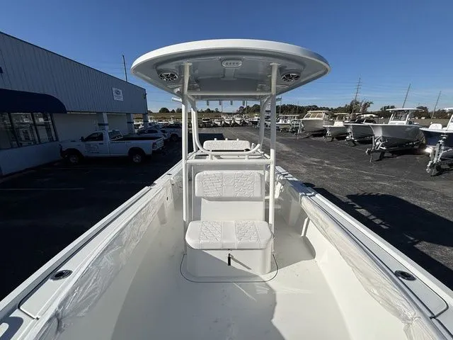 Slide: The Image of Parker 230 Coastal Elite 2026 - 8