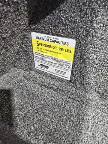 Slide: The Image of Lund 1650 Angler Sport 2022 - 15