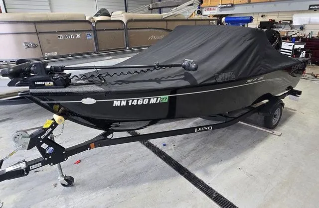 Slide: The Image of Lund 1650 Angler Sport 2022 - 21
