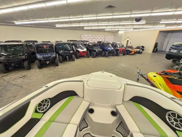 Slide: The Image of Yamaha 212XD 2021 - 14