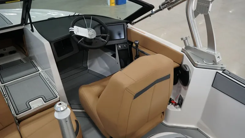Slide: The Image of MasterCraft ProStar 2026 - 14