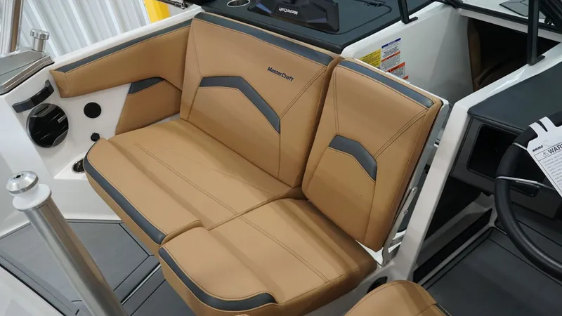 Slide: The Image of MasterCraft ProStar 2026 - 22