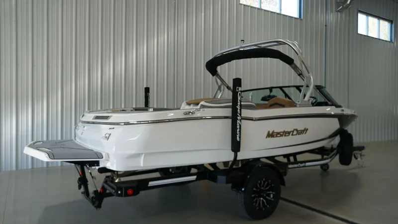 Slide: The Image of MasterCraft ProStar 2026 - 4