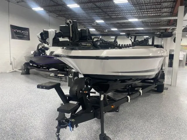 Slide: The Image of Vexus DVX 22s 2026 - 4