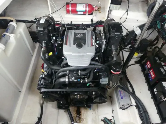 Slide: The Image of Sea Ray Sundancer 280 2010 - 23