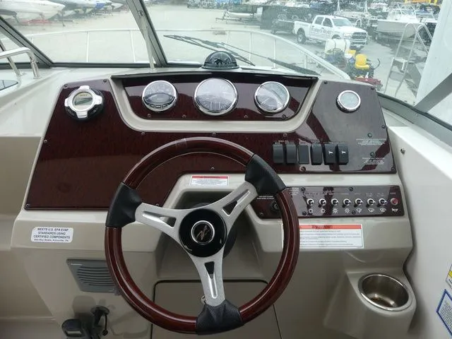 Slide: The Image of Sea Ray Sundancer 280 2010 - 7