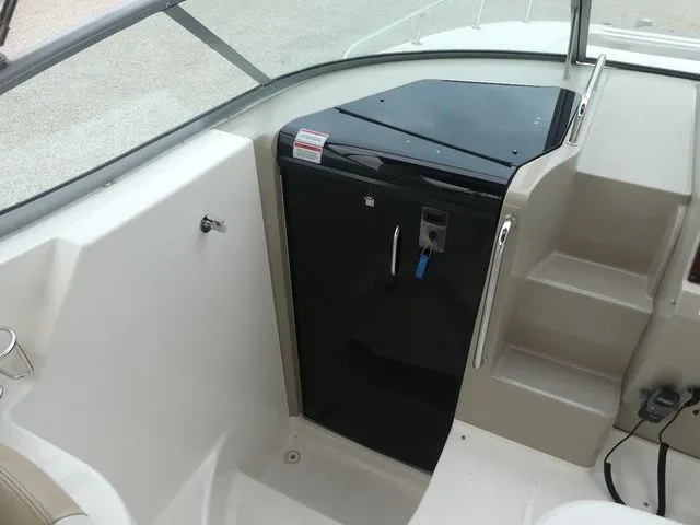 Slide: The Image of Sea Ray Sundancer 280 2010 - 9