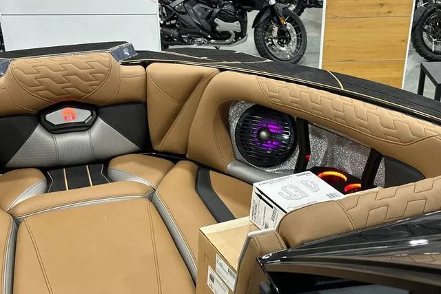 Slide: The Image of Centurion Ri230 2026 - 15