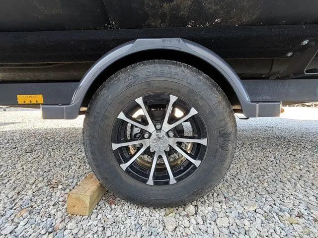 Slide: The Image of Sea-Doo Switch 19 2022 - 18