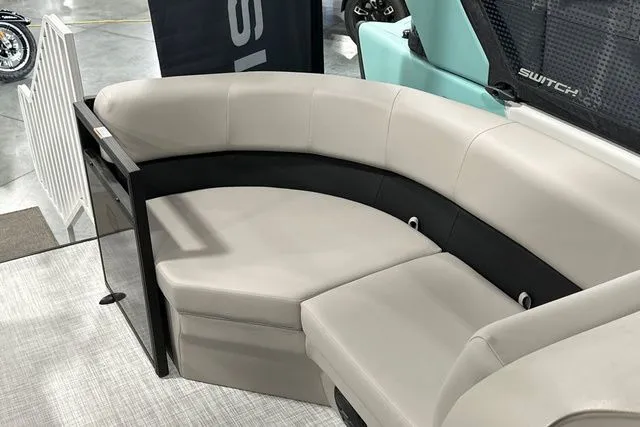 Slide: The Image of Dockside Pontoons 20DQ 2026 - 13