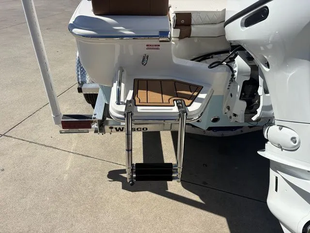 Slide: The Image of Pioneer 180 Islander 2026 - 11